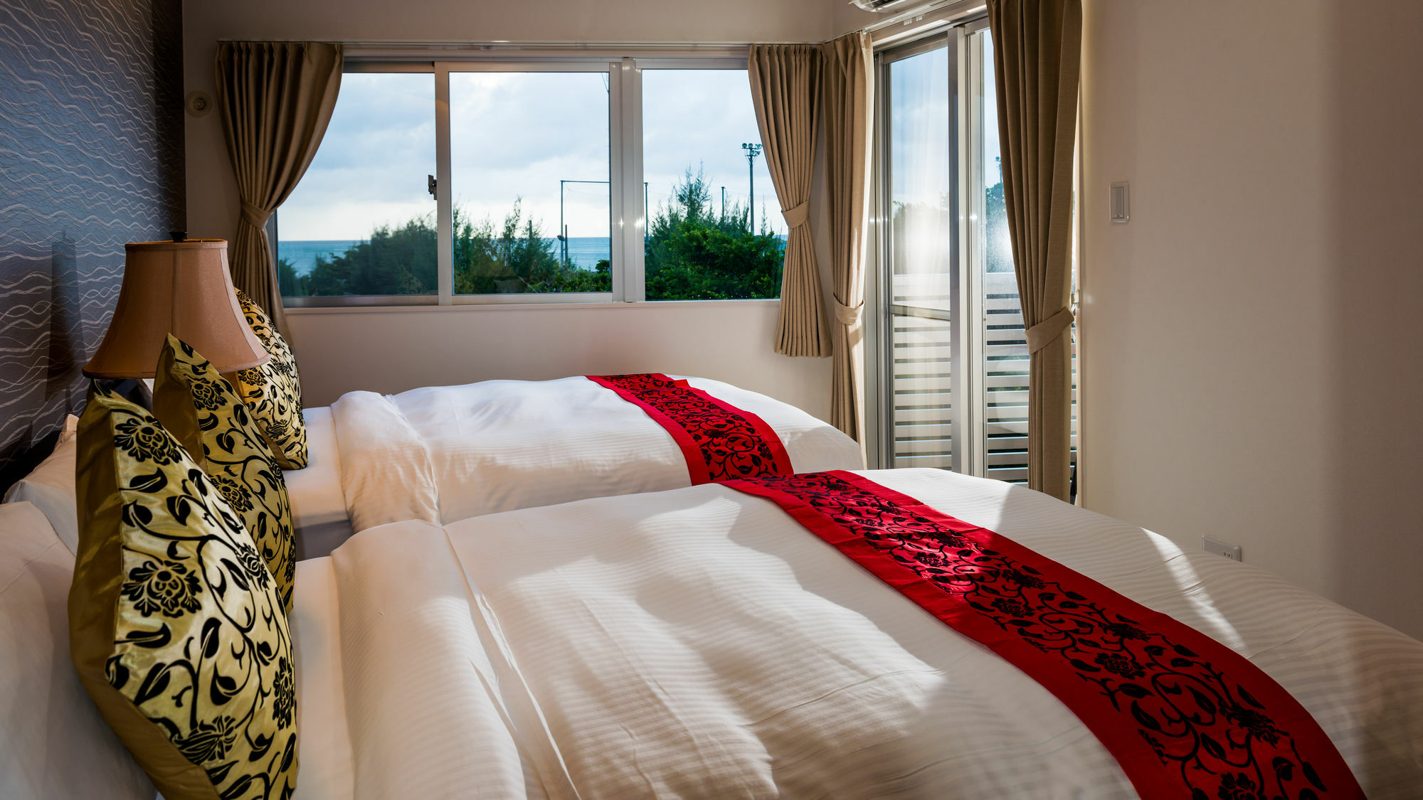 United Resort Ocean Front Onna Buitenkant foto